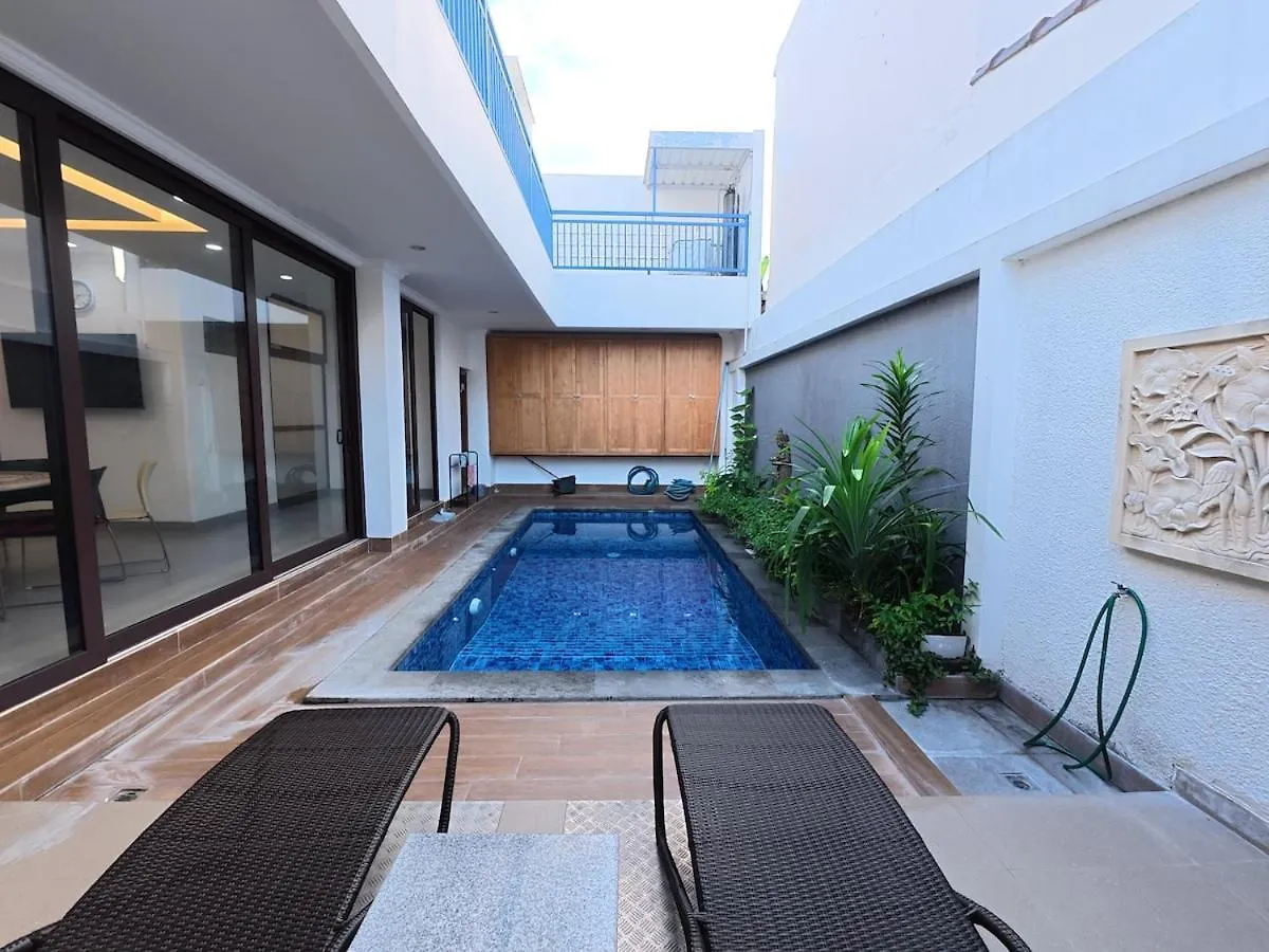 Villa Mimi Mesari, Kerobokan Seminyak  Seminyak (Bali)